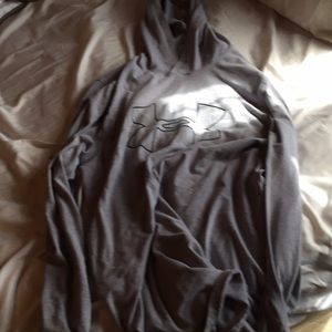 Thin Under Armour pullover hoodie